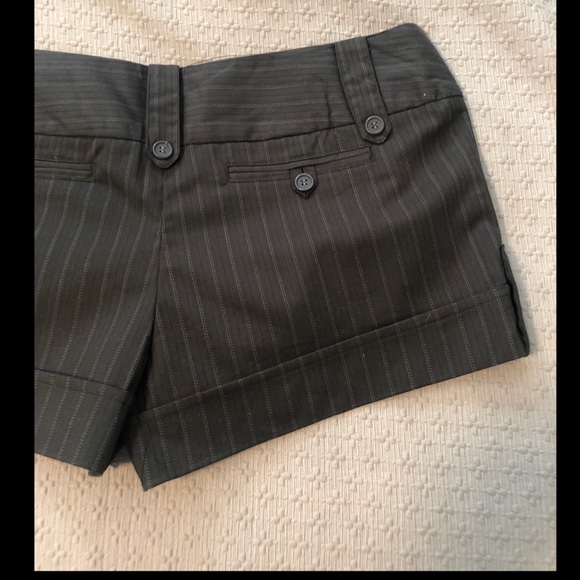 Juniors dress shorts - Picture 4 of 4